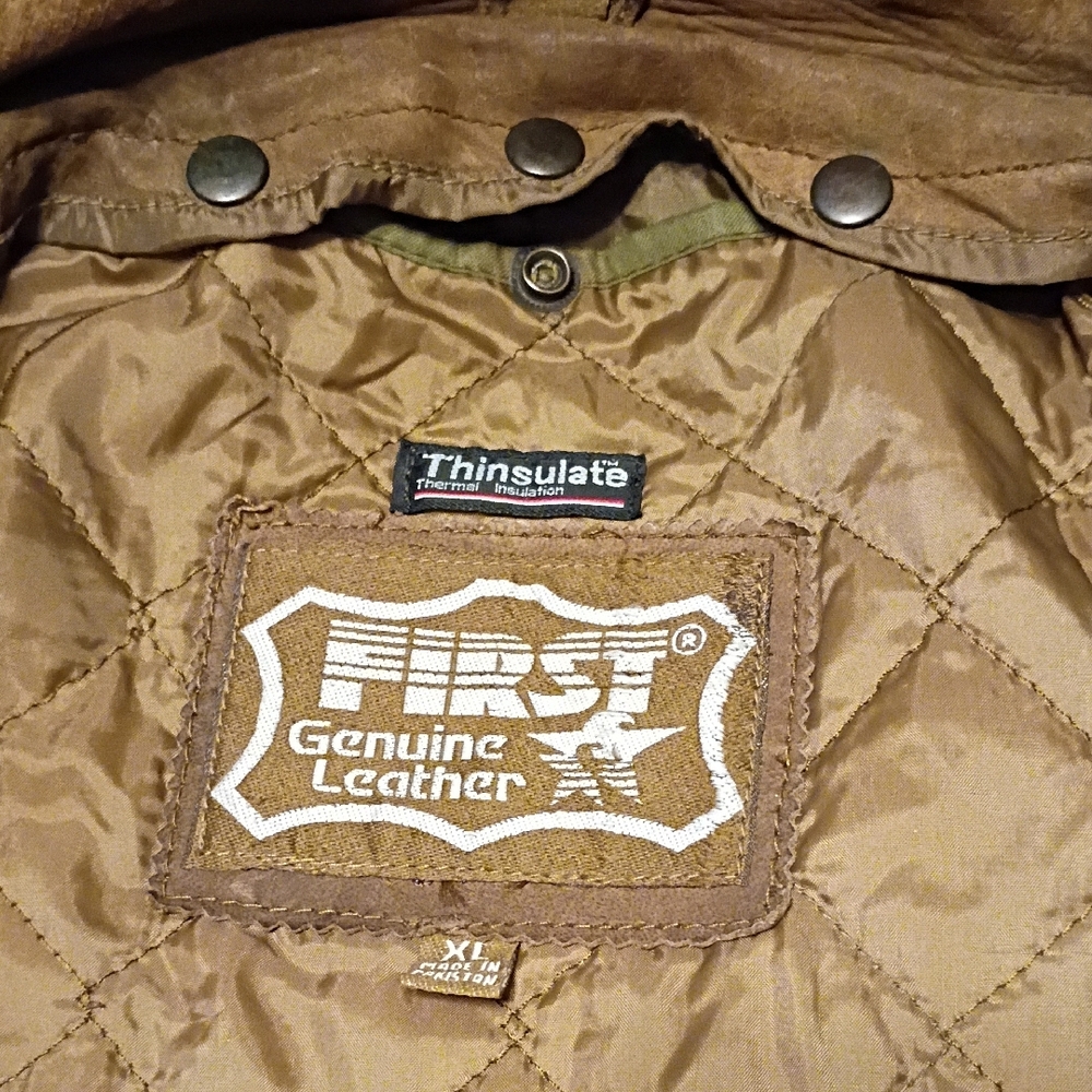 First Genuine Leather - Picture 2 of 9
